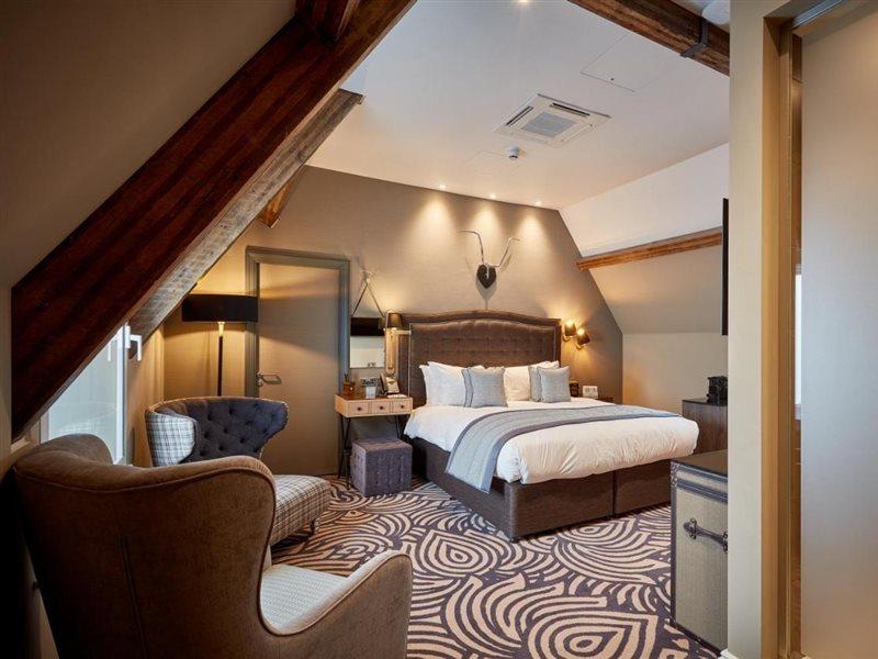 Oddfellows On The Park Cheadle  Esterno foto A room at The Swan