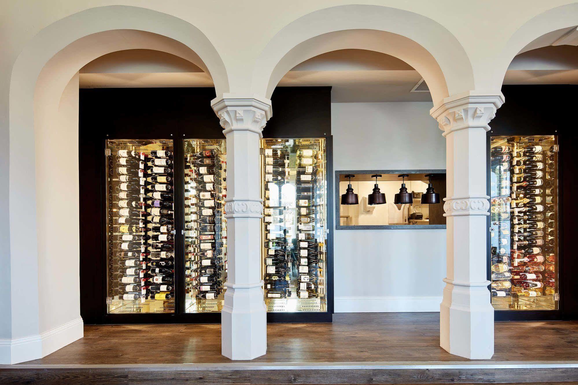 Oddfellows On The Park Cheadle  Esterno foto Wine display at the winery
